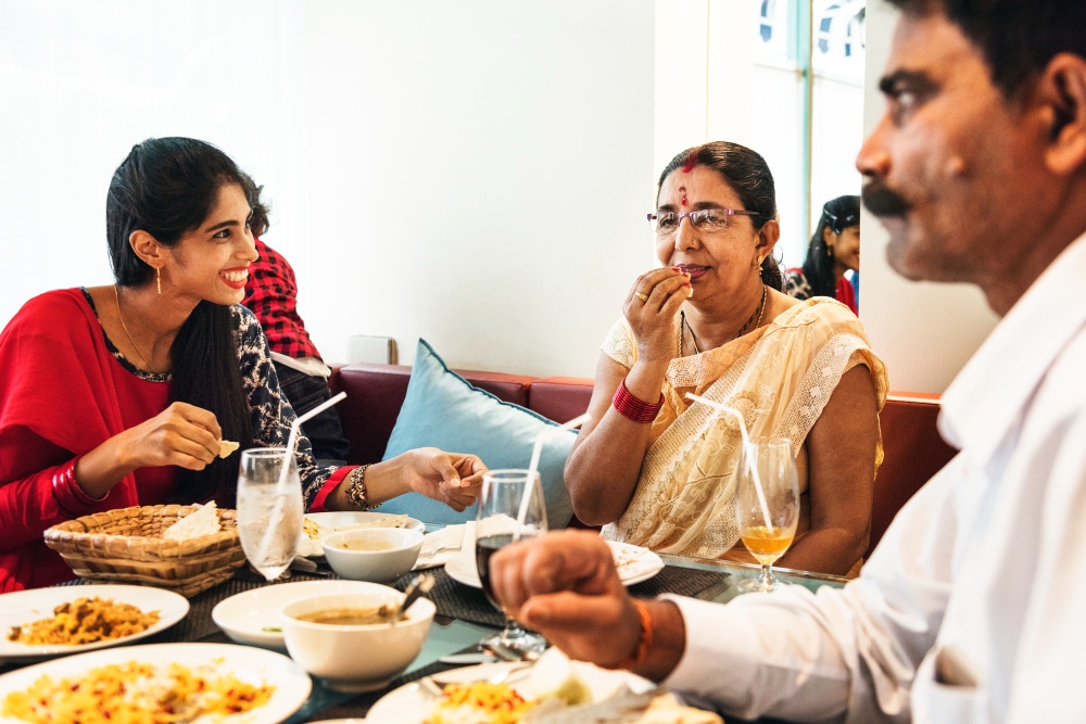famille ayant cuisine indienne